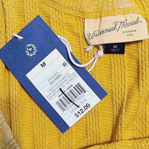 Universal Thread Slim Fit Gold Yellow Tank Top Medium NEW - Picture 3 of 6